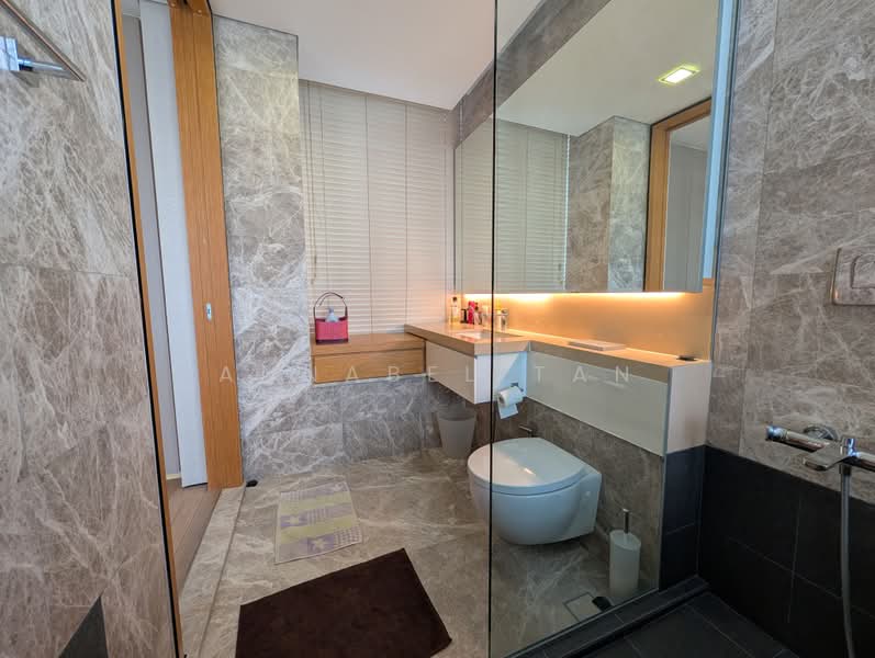 The Laurels @ Cairnhill Road, 38 Cairnhill Road, 3 Bedrooms, 1,313 sqft, Condominium For Sale, by ANNABEL TAN, 500191459 - Bathroom - PropertyGuru.com.sg