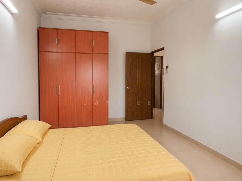 Hoover Park, Chun Tin Road, 4 Bedrooms, 3,000 sqft, Terraced House For Sale, by Jane Ee, 500191462 - Bedroom - PropertyGuru.com.sg
