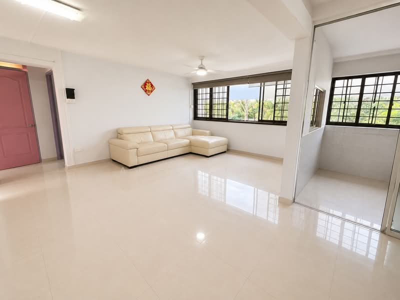 288 Yishun Avenue 6, 288 Yishun Avenue 6, 3 Bedrooms, 1,313 sqft, HDB Flat For Sale, by Alvin Toh, 500191477 - Living Room - PropertyGuru.com.sg