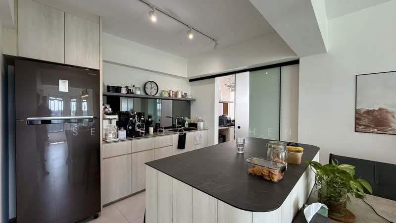 683A Edgedale Plains, 683A Edgedale Plains, 2 Bedrooms, 1,001 sqft, HDB Flat For Sale, by See Boon Kheng, 500191478 - Kitchen - PropertyGuru.com.sg