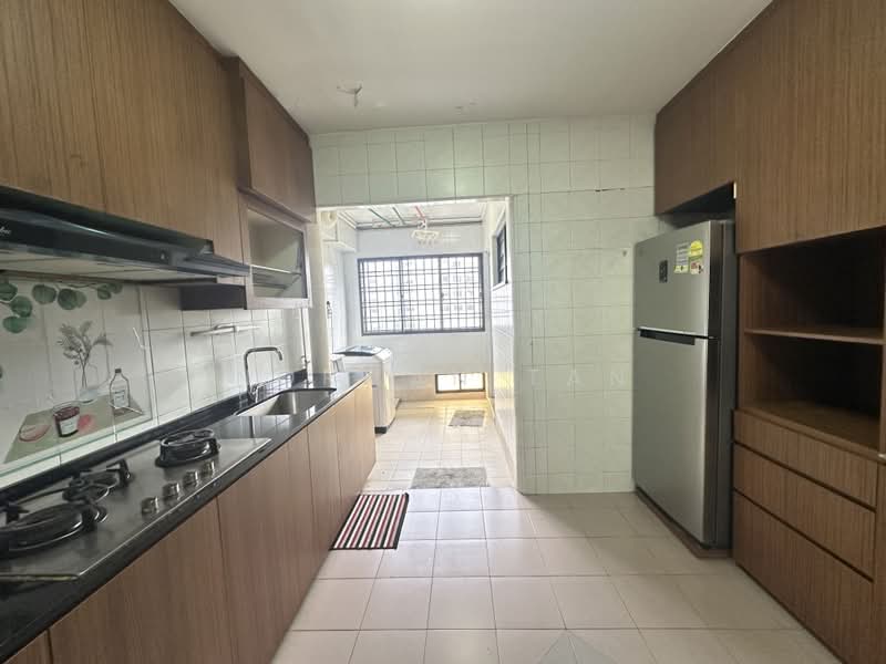 701 Woodlands Drive 40, 701 Woodlands Drive 40, 3 Bedrooms, 1,097 sqft, HDB Flat For Sale, by Norman Tan, 500191492 - Kitchen - PropertyGuru.com.sg