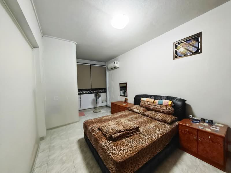 945 Tampines Avenue 4, 945 Tampines Avenue 4, 4 Bedrooms, 1,367 sqft, HDB Flat For Sale, by Joyce Yeo 杨惠婷, 500191493 - Bedroom - PropertyGuru.com.sg