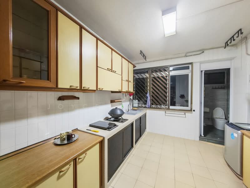 945 Tampines Avenue 4, 945 Tampines Avenue 4, 4 Bedrooms, 1,367 sqft, HDB Flat For Sale, by Joyce Yeo 杨惠婷, 500191493 - Kitchen - PropertyGuru.com.sg