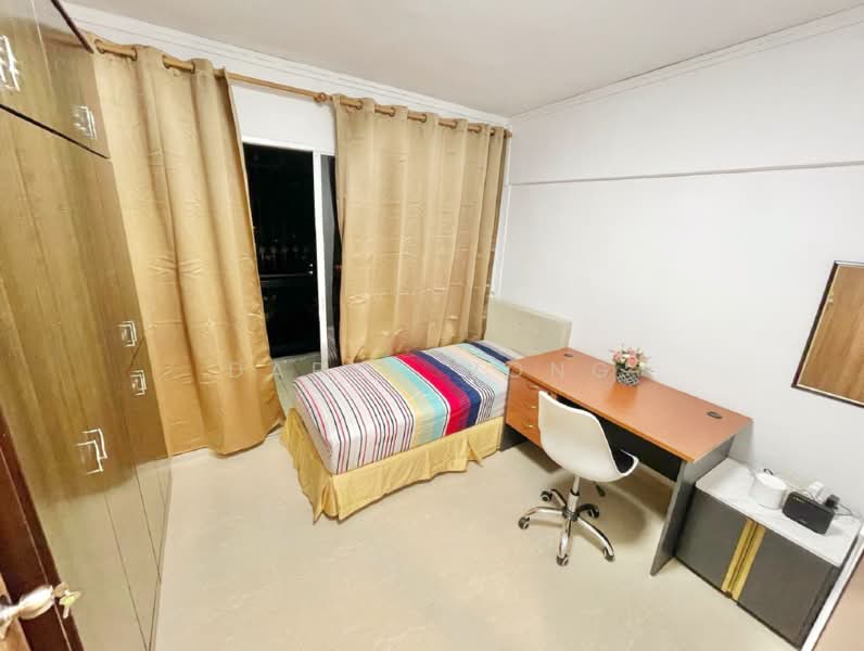 Laguna Park, 5000G Marine Parade Road, Room Rental, 100 sqft, Apartment For Rent, by Daryl Wong, 500191498 - Bedroom - PropertyGuru.com.sg