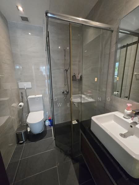 The Shoreline Residences I, Inggu Road, Room Rental, 150 sqft, Terraced House For Rent, by Wong Chong Wee, 500191512 - Bathroom - PropertyGuru.com.sg