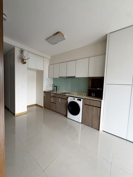 Kingsford Waterbay, 84 Upper Serangoon View, 1 Bedroom, 474 sqft, Condominium For Sale, by Yap Boon Seng, 500191527 - Kitchen - PropertyGuru.com.sg