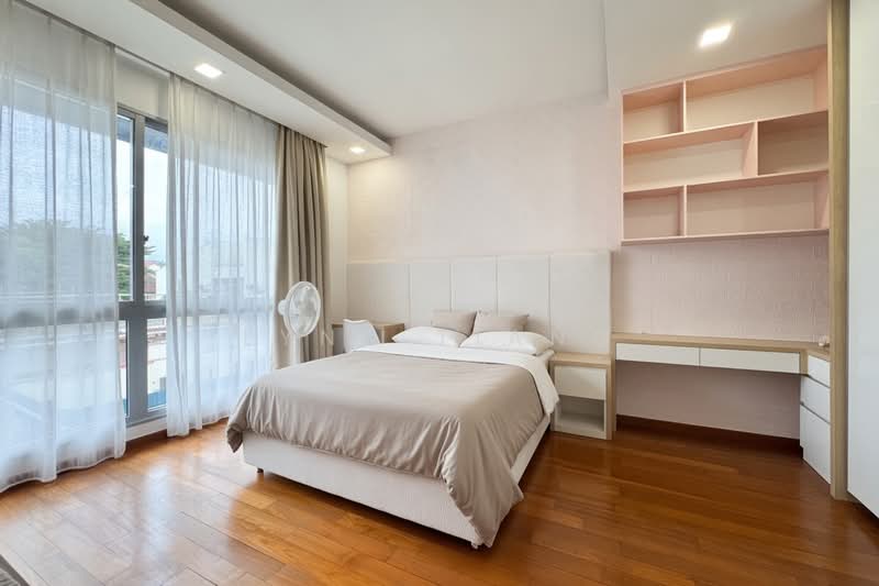 ❤️GIANT⚡️Wide Frontage Semi-D in Serangoon Garden w Basement, Chuan Garden/ Brighton Avenue/ Serangoon Garden Way, 7 Bedrooms, 5,880 sqft, Semi-Detached House For Sale, by Lynn Tiang, 500191540 - Bedroom - PropertyGuru.com.sg