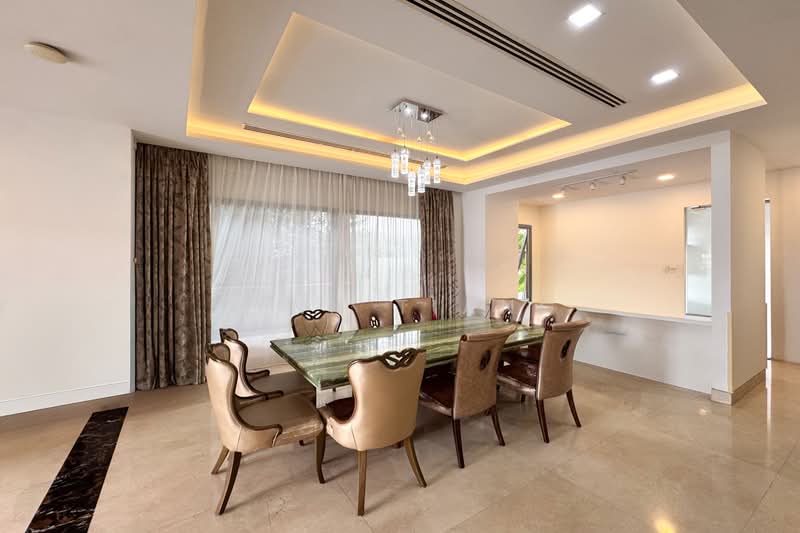 ❤️GIANT⚡️Wide Frontage Semi-D in Serangoon Garden w Basement, Chuan Garden/ Brighton Avenue/ Serangoon Garden Way, 7 Bedrooms, 5,880 sqft, Semi-Detached House For Sale, by Lynn Tiang, 500191540 - Dining Room - PropertyGuru.com.sg