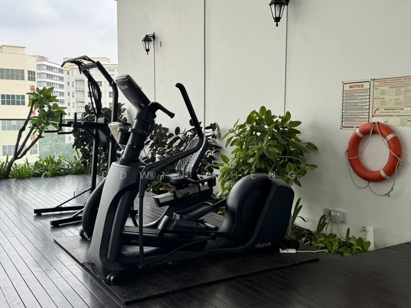 Novelty BizCentre, 18 Howard Road, 1,249 sqft, Light Industrial (B1) For Rent, by Edwin Kheng, 500191552 - Gym - CommercialGuru.com.sg