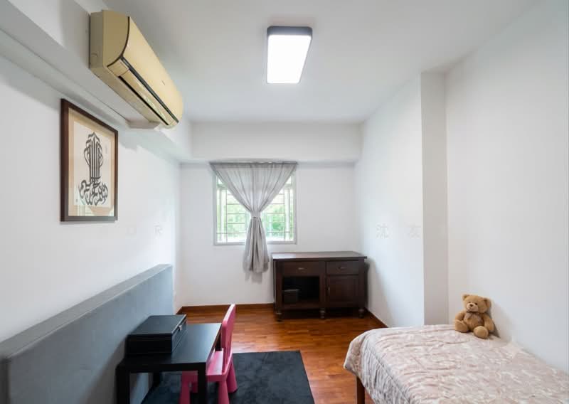 647 Punggol Central, 647 Punggol Central, 3 Bedrooms, 1,184 sqft, HDB Flat For Sale, by Adrian Sim ๆฒๅ้กบ, 500191563 - Bedroom - PropertyGuru.com.sg