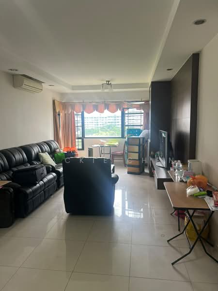 Central Green, 5 Jalan Membina, 4 Bedrooms, 1,690 sqft, Condominium For Sale, by Jackie Chen, 500191566 - Living Room - PropertyGuru.com.sg