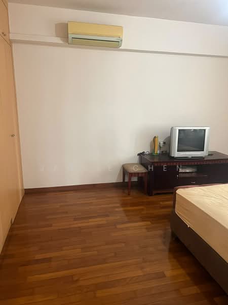 Central Green, 5 Jalan Membina, 4 Bedrooms, 1,690 sqft, Condominium For Sale, by Jackie Chen, 500191566 - Bedroom - PropertyGuru.com.sg