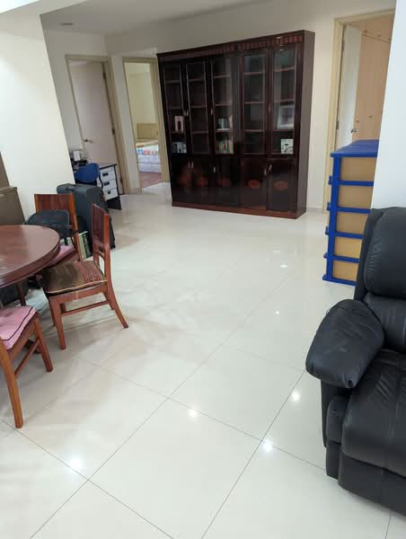 Central Green, 5 Jalan Membina, 4 Bedrooms, 1,690 sqft, Condominium For Sale, by Jackie Chen, 500191566 - Living Room - PropertyGuru.com.sg
