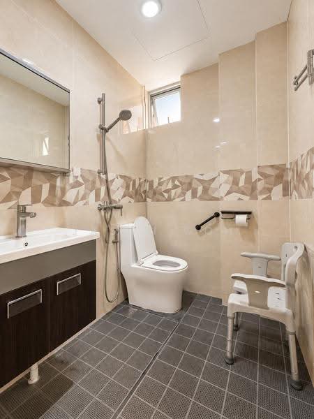 Rosyth Road, Rosyth Road, Hougang / Punggol / Sengkang, 5 Bedrooms, 2,800 sqft, Terraced House For Sale, by Jason Goh, 500191581 - Bathroom - PropertyGuru.com.sg