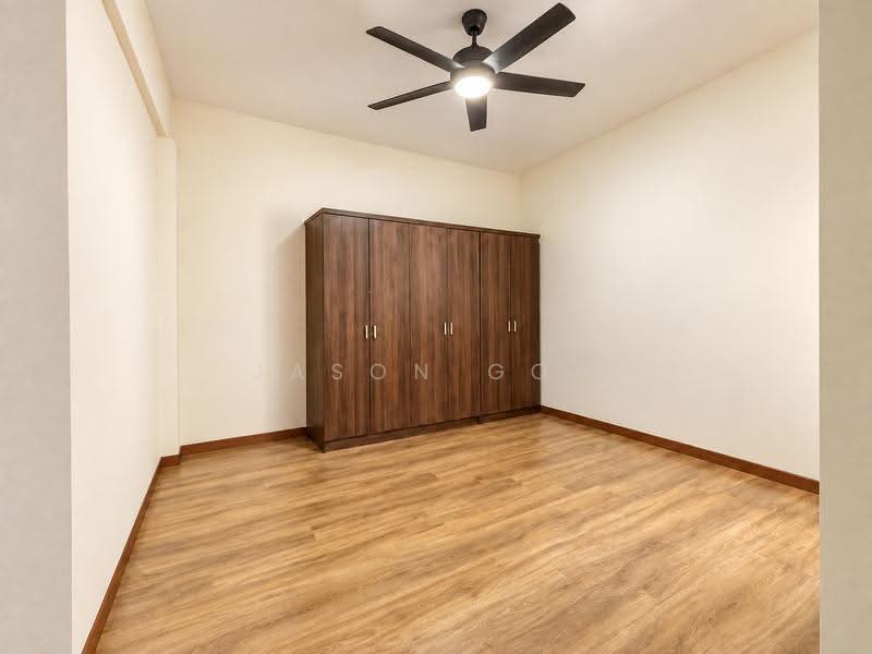Rosyth Road, Rosyth Road, Hougang / Punggol / Sengkang, 5 Bedrooms, 2,800 sqft, Terraced House For Sale, by Jason Goh, 500191581 - Granny's Bedroom - PropertyGuru.com.sg