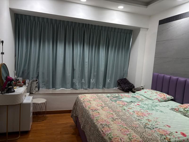 Lakeholmz, 88 Corporation Road, 4 Bedrooms, 1,517 sqft, Condominium For Rent, by Ram K, 500191585 - Master Bedroom - PropertyGuru.com.sg