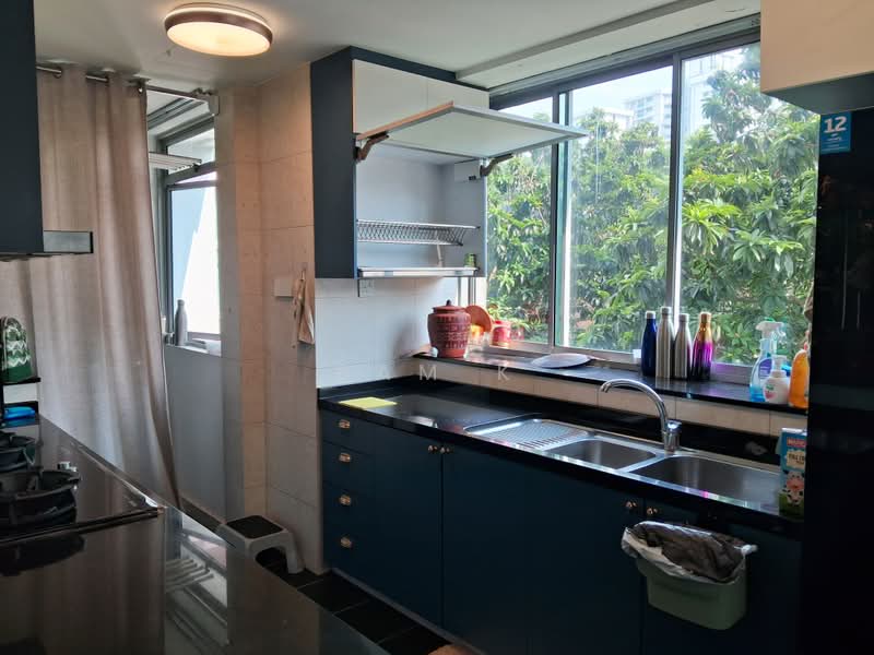 Lakeholmz, 88 Corporation Road, 4 Bedrooms, 1,517 sqft, Condominium For Rent, by Ram K, 500191585 - Kitchen - PropertyGuru.com.sg
