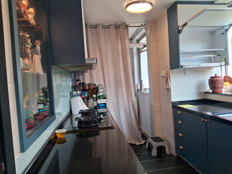 Lakeholmz, 88 Corporation Road, 4 Bedrooms, 1,517 sqft, Condominium For Rent, by Ram K, 500191585 - Kitchen - PropertyGuru.com.sg