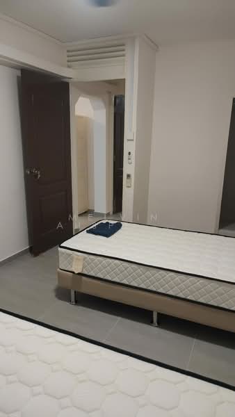 337 Hougang Avenue 7, 337 Hougang Avenue 7, Room Rental, 200 sqft, HDB Flat For Rent, by Melvin Auspicious Lee 李俊豪, 500191593 - Bedroom - PropertyGuru.com.sg