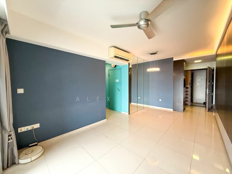 348B Yishun Avenue 11, 348B Yishun Avenue 11, 3 Bedrooms, 990 sqft, HDB Flat For Sale, by Alex Lim, 500191595 - Living Room - PropertyGuru.com.sg
