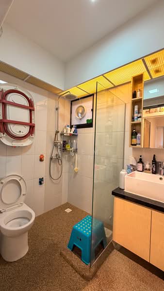 120A Edgedale Plains, , 3 Bedrooms, 1,001 sqft, HDB Flat For Sale, by Jeremy Tan, 500191596 - Bathroom - PropertyGuru.com.sg