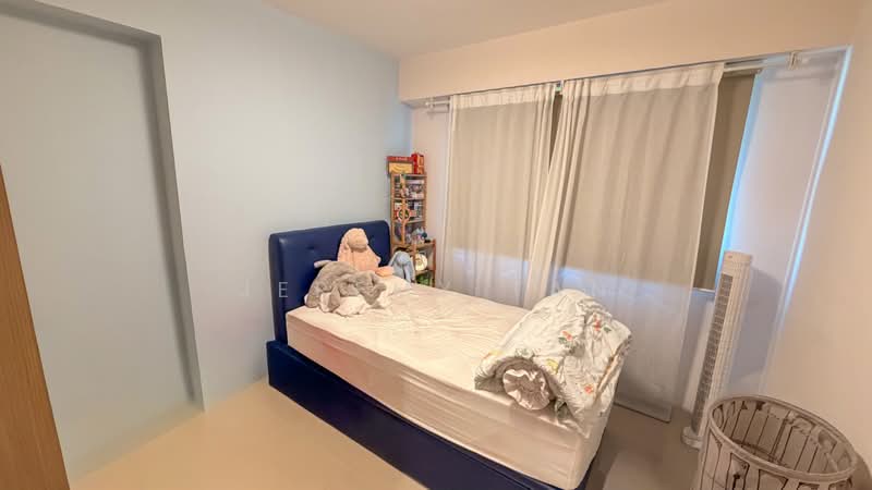 120A Edgedale Plains, , 3 Bedrooms, 1,001 sqft, HDB Flat For Sale, by Jeremy Tan, 500191596 - Bedroom 2 - PropertyGuru.com.sg