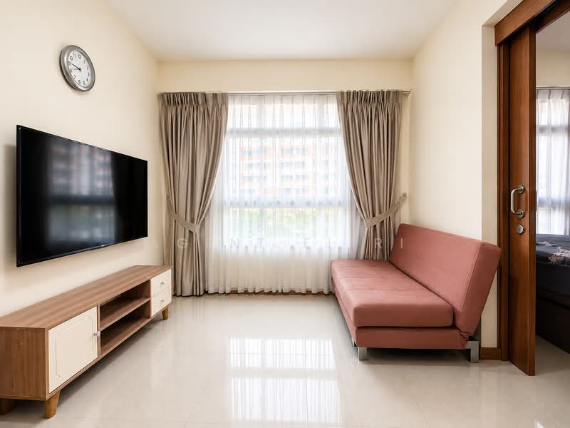 421C Northshore Drive, 421C Northshore Drive, 1 Bedroom, 409 sqft, HDB Flat For Sale, by Agent Fitri, 500191597 - Living Room - PropertyGuru.com.sg