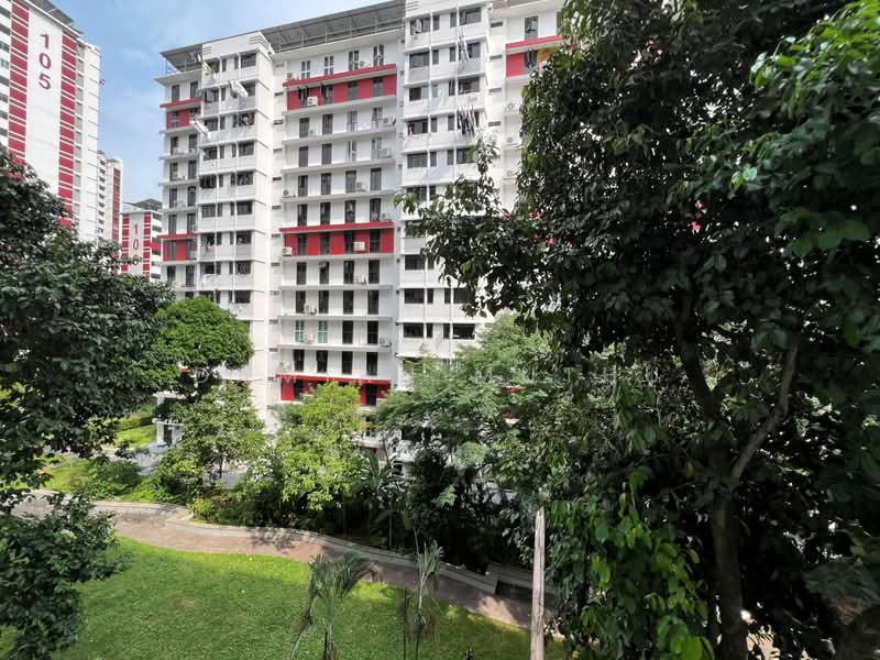 101 Henderson Crescent, 101 Henderson Crescent, 3 Bedrooms, 796 sqft, HDB Flat For Sale, by Damian Muthu, 500191601 - View from Kitchen Window - PropertyGuru.com.sg