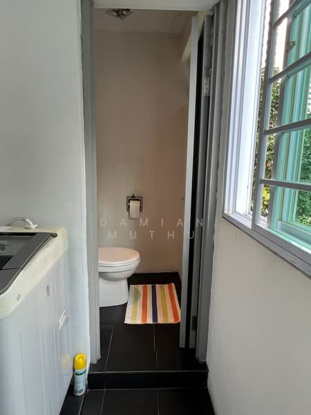 101 Henderson Crescent, 101 Henderson Crescent, 3 Bedrooms, 796 sqft, HDB Flat For Sale, by Damian Muthu, 500191601 - Bathroom - PropertyGuru.com.sg