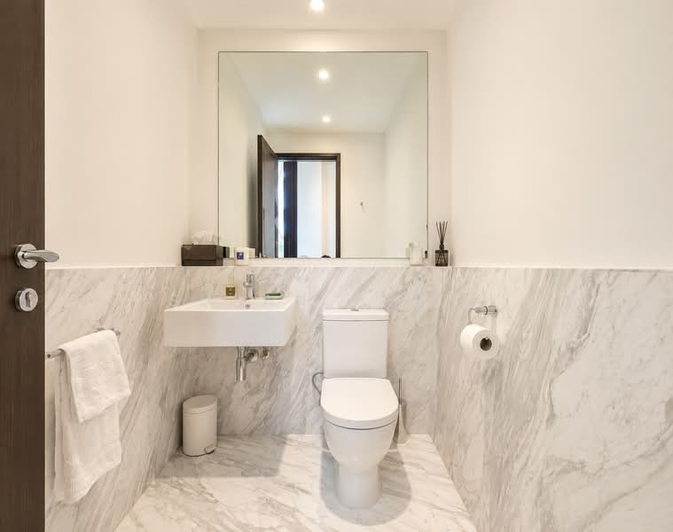 7 Bed Exceptional Emerald, Emerald Hill Road Conservation House, 7 Bedrooms, 4,750 sqft, Conservation House For Sale, by Susan Prior, 500191603 - Bathroom - PropertyGuru.com.sg