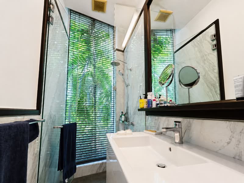 7 Bed Exceptional Emerald, Emerald Hill Road Conservation House, 7 Bedrooms, 4,750 sqft, Conservation House For Sale, by Susan Prior, 500191603 - Bathroom - PropertyGuru.com.sg