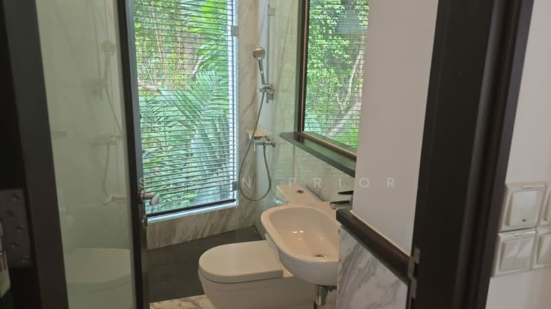 7 Bed Exceptional Emerald, Emerald Hill Road Conservation House, 7 Bedrooms, 4,750 sqft, Conservation House For Sale, by Susan Prior, 500191603 - Bathroom - PropertyGuru.com.sg