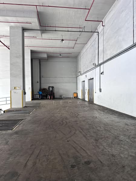 Tanjong Penjuru, Tanjong Penjuru, Boon Lay / Jurong / Tuas, 10,000 sqft, Factory / Workshop (B2) For Rent, by Lua Chong Teck, 500191617 - Interior - CommercialGuru.com.sg