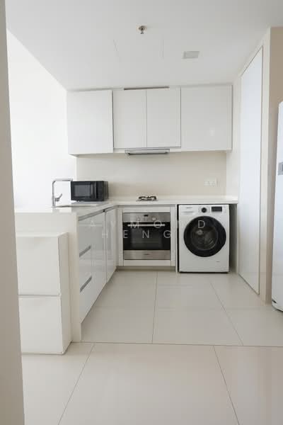 d'Leedon (Former Farrer Court), 13 Leedon Heights, 2 Bedrooms, 786 sqft, Condominium For Sale, by Raymond Heng, 500191619 - Kitchen - PropertyGuru.com.sg