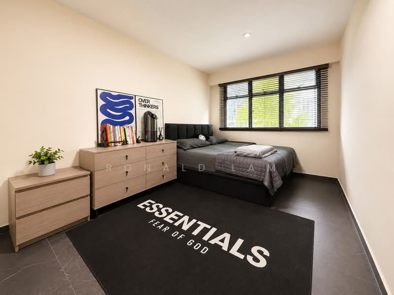 620A Tampines Street 61, 620A Tampines Street 61, 3 Bedrooms, 1,216 sqft, HDB Flat For Sale, by Ronald Lam, 500191622 - Bedroom - PropertyGuru.com.sg