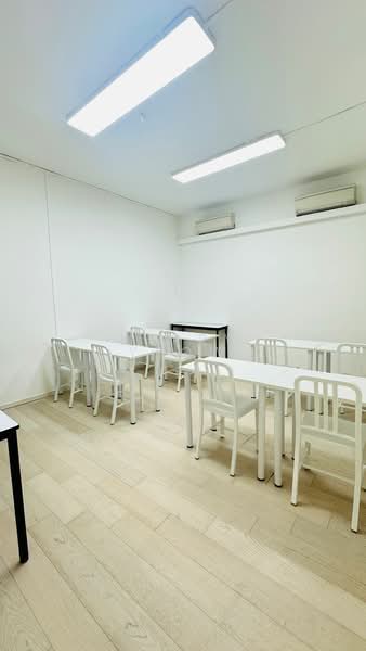Goldhill Centre, 151-151B Thomson Road, 904 sqft, Office For Rent, by Larry Yeow, 500191627 - Study - CommercialGuru.com.sg