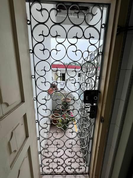 56 Eng Hoon Street, 56 Eng Hoon Street, 3 Bedrooms, 1,000 sqft, Walk-up Apartment For Rent, by Alvin Yeo, 500191634 - PropertyGuru.com.sg