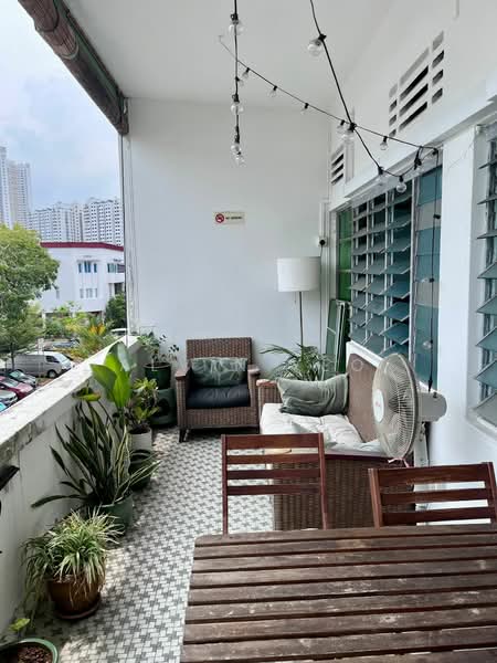 56 Eng Hoon Street, 56 Eng Hoon Street, 3 Bedrooms, 1,000 sqft, Walk-up Apartment For Rent, by Alvin Yeo, 500191634 - PropertyGuru.com.sg
