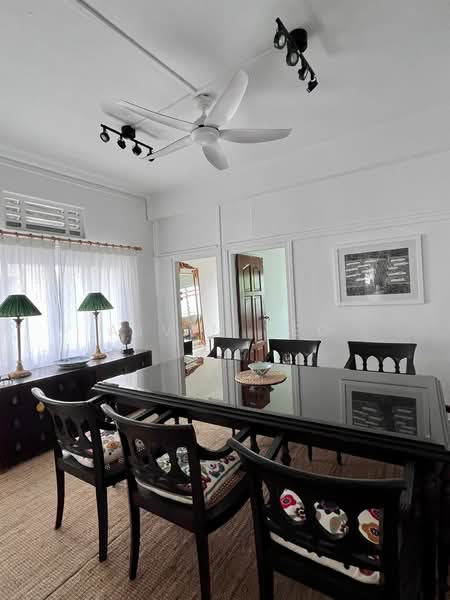 56 Eng Hoon Street, 56 Eng Hoon Street, 3 Bedrooms, 1,000 sqft, Walk-up Apartment For Rent, by Alvin Yeo, 500191634 - PropertyGuru.com.sg
