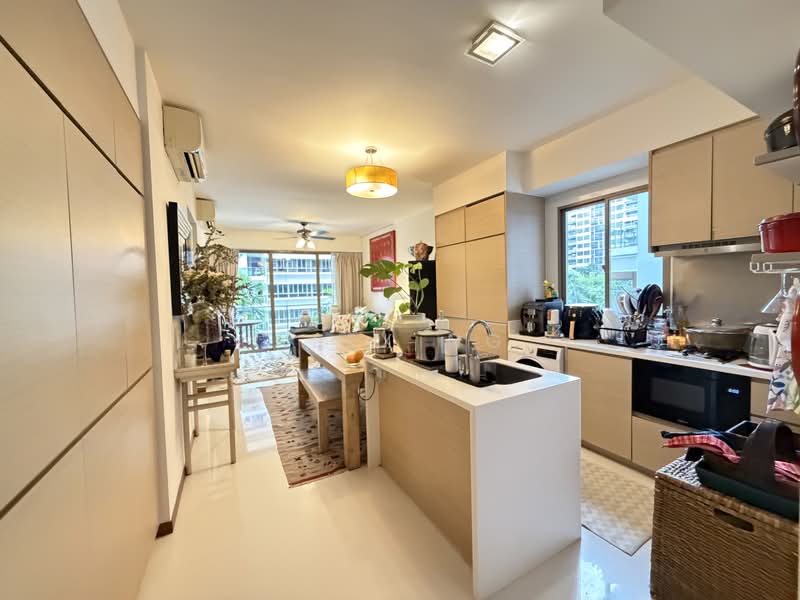 Waterfront Gold, 750 Bedok Reservoir Road, 2 Bedrooms, 893 sqft, Condominium For Sale, by Alex Ng, 500191635 - Kitchen - PropertyGuru.com.sg