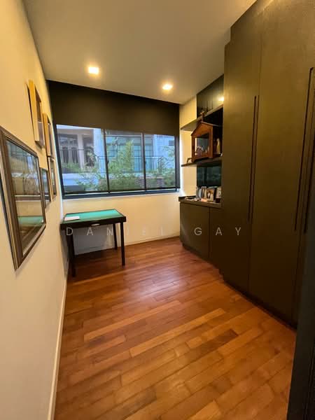 Jalan Rindu, , 5 Bedrooms, 3,800 sqft, Corner Terrace For Sale, by Daniel Gay, 500191646 - Study - PropertyGuru.com.sg