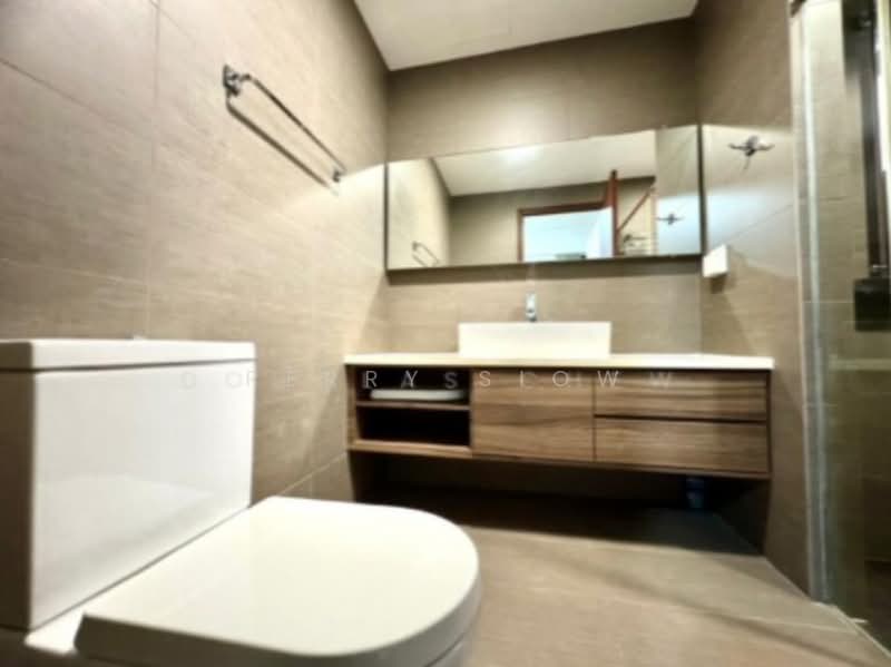 Dover Parkview, 30 Dover Rise, Room Rental, 140 sqft, Condominium For Rent, by Perry Siow, 500191647 - Bathroom - PropertyGuru.com.sg