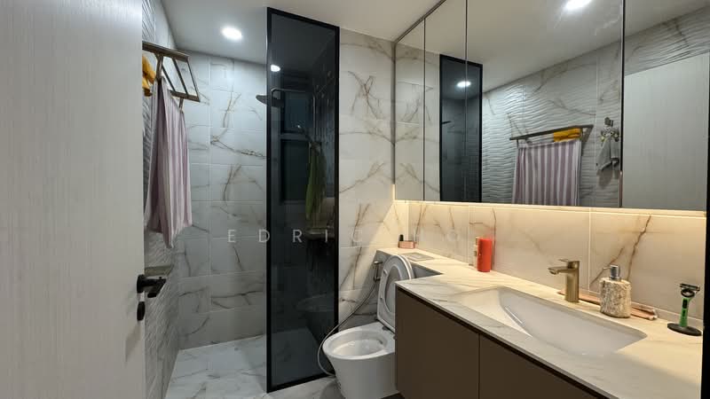Canberra Residences, 513 Canberra Drive, 3 Bedrooms, 1,130 sqft, Condominium For Sale, by Edric Ho, 500191652 - Bathroom - PropertyGuru.com.sg