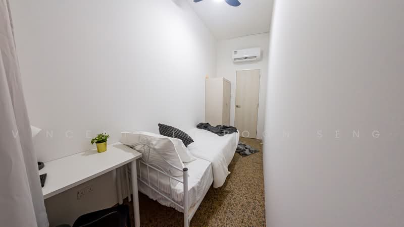 Dover Parkview, 32 Dover Rise, Room Rental, 100 sqft, Condominium For Rent, by Vincent Lim Boon Seng, 500191664 - SBR 3 - PropertyGuru.com.sg