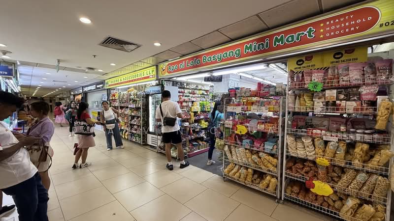 Lucky Plaza, 304 Orchard Road, 231 sqft, Mall Shop For Rent, by Alvin Chua, 500191683 - Interior - CommercialGuru.com.sg