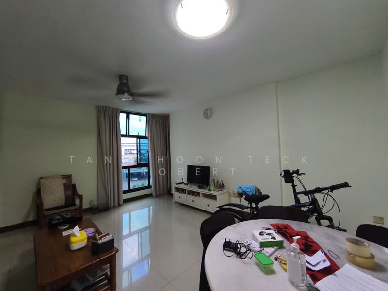 630 Senja Road, 630 Senja Road, Room Rental, 140 sqft, HDB Flat For Rent, by Tan Choon Teck Robert, 500191684 - Living Room - PropertyGuru.com.sg