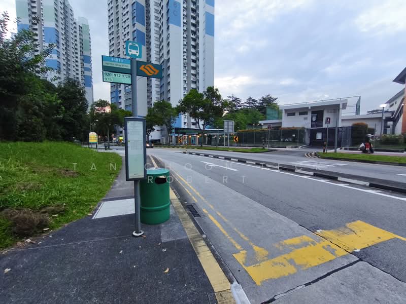 630 Senja Road, 630 Senja Road, Room Rental, 140 sqft, HDB Flat For Rent, by Tan Choon Teck Robert, 500191684 - Bus stop next to the block - PropertyGuru.com.sg