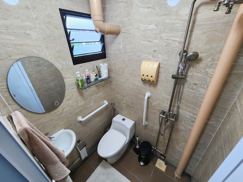 63 New Upper Changi Road, 63 New Upper Changi Road, 3 Bedrooms, 990 sqft, HDB Flat For Sale, by Dominic Phua, 500191687 - Bathroom - PropertyGuru.com.sg