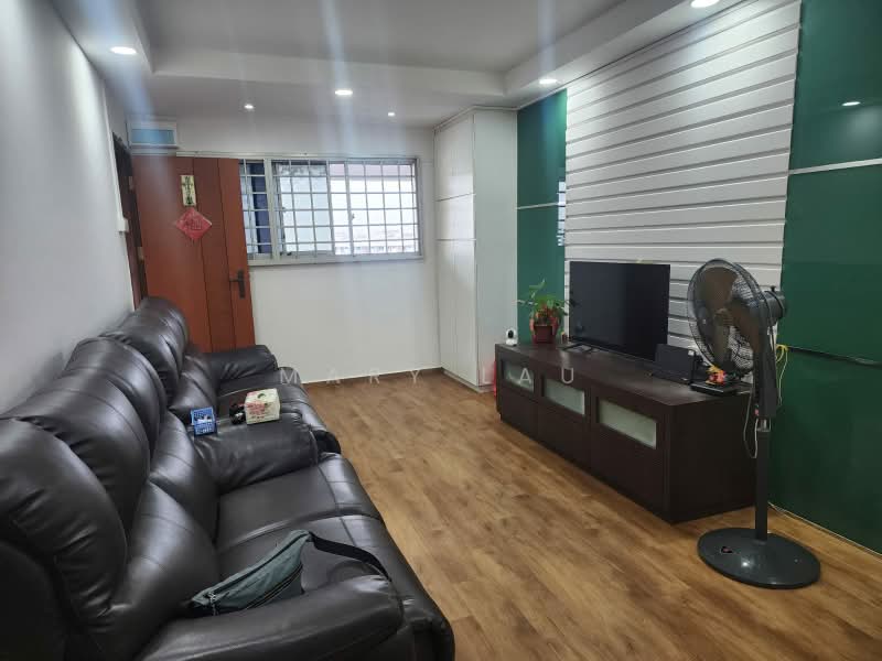 627 Yishun Street 61, 627 Yishun Street 61, Room Rental, 150 sqft, HDB Flat For Rent, by Mary Lau, 500191688 - Living Room - PropertyGuru.com.sg