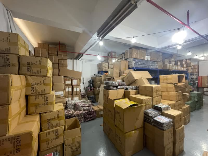 Tong Lee Building, 35 Kallang Pudding Road, 904 sqft, Light Industrial (B1) For Sale, by Marc Lee, 500191689 - CommercialGuru.com.sg